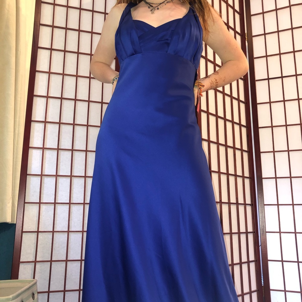BRAND NEW SATIN SAPPHIRE DRESS 🌊